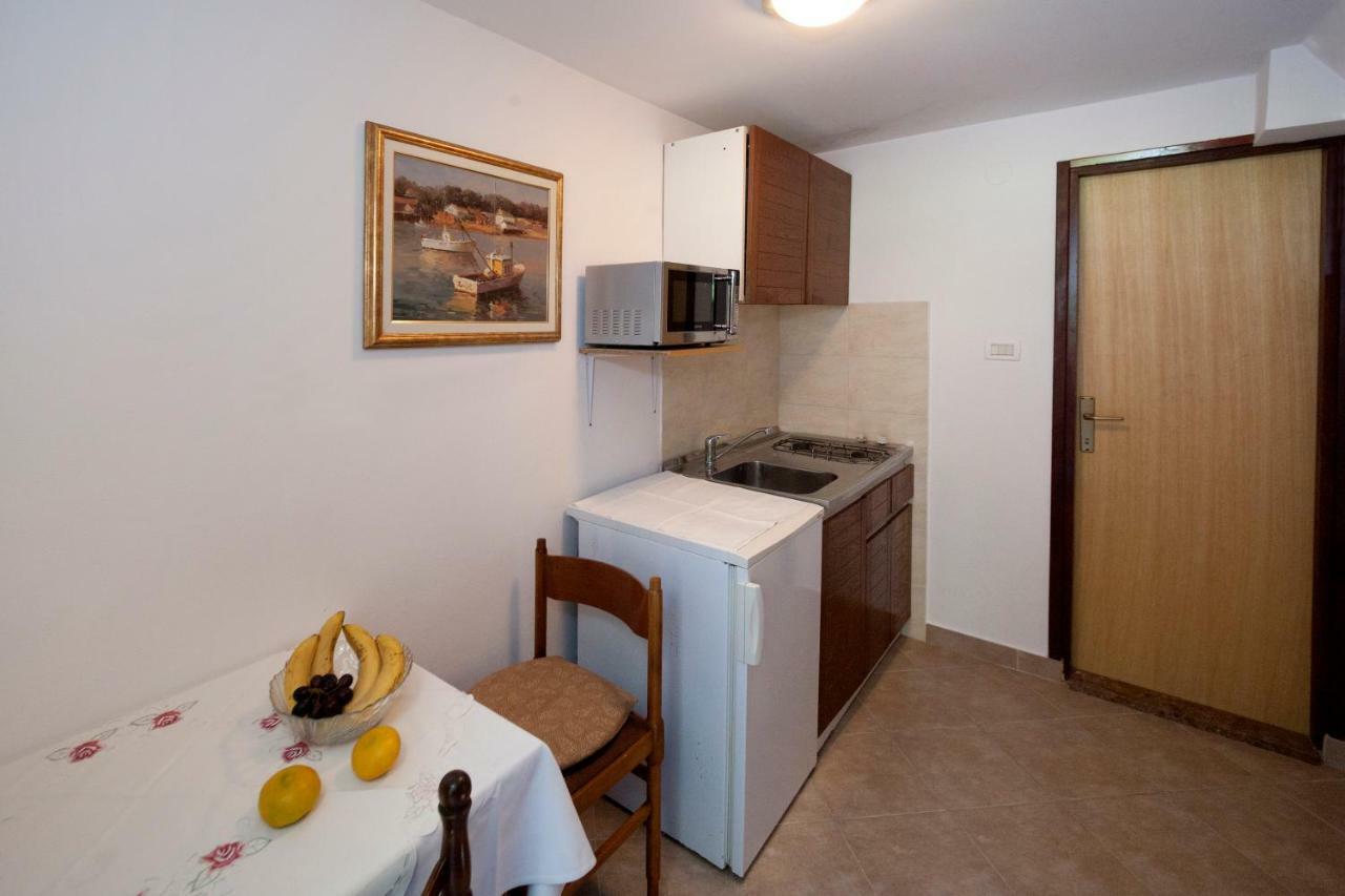 Mihaela Apartments Poreč Buitenkant foto