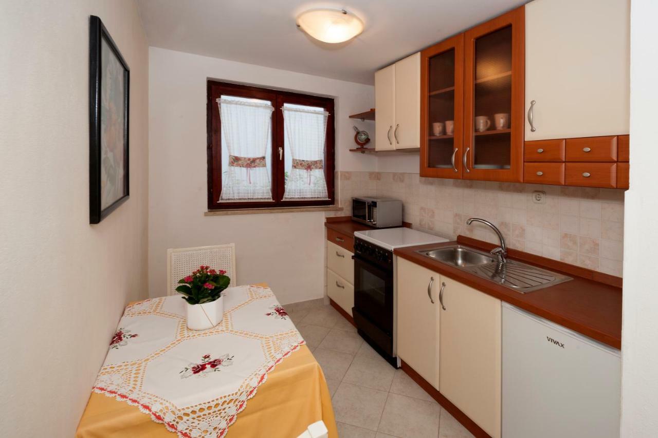 Mihaela Apartments Poreč Buitenkant foto